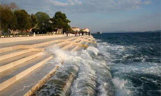 & Comfy Old Town Giara 2 *