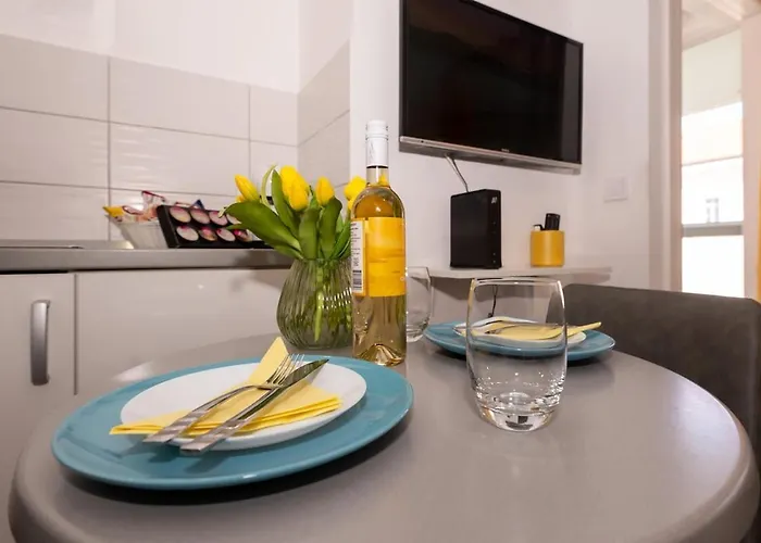 Appartement & Comfy Old Town Giara 2 *